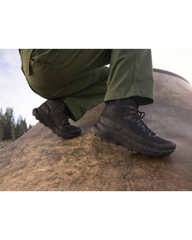 Agility Peak 5 Mid Tactical GTX WP Noir - Merrell : performance, adhérence et protection pour toutes vos missions.