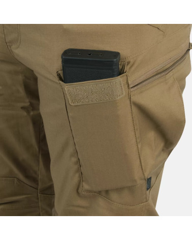 Pantalon UTP Taiga Green de Helikon Tex – Un design tactique alliant confort et fonctionnalité.