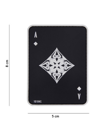 Patch 3D PVC Ace of Diamonds Noir – 101 INC, un accessoire tactique robuste et stylé.