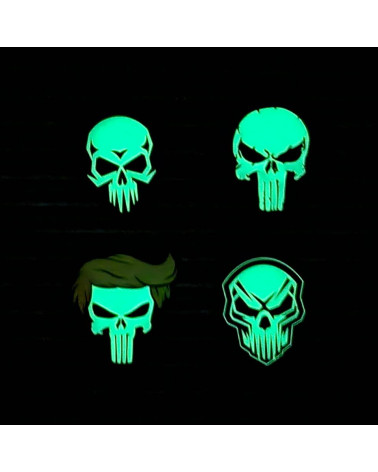 Patch 3D PVC Punish Skull Yellow Hair Glow in the Dark de 101 INC, idéal pour personnaliser votre équipement tactique.